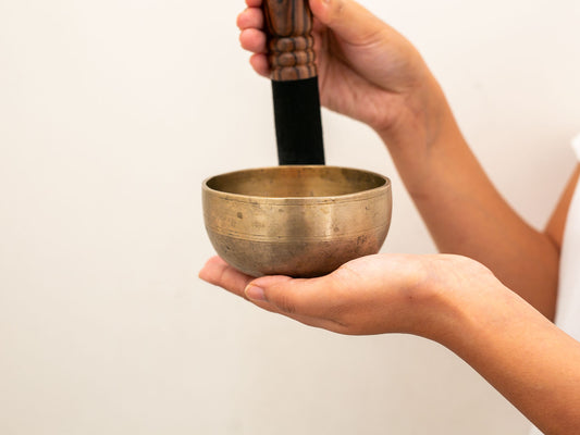 Small Tara Singing Bowl - Base Note G4 (394)