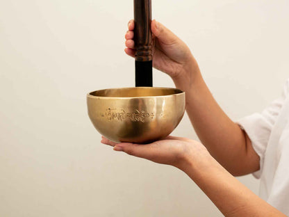 Hand Hammered Moon Singing Bowl - Base Note E4 336