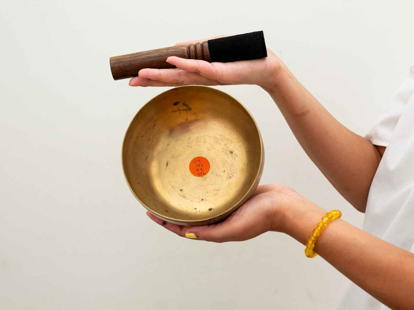 Small Tara Singing Bowl - Base Note G3 (192 Hz)