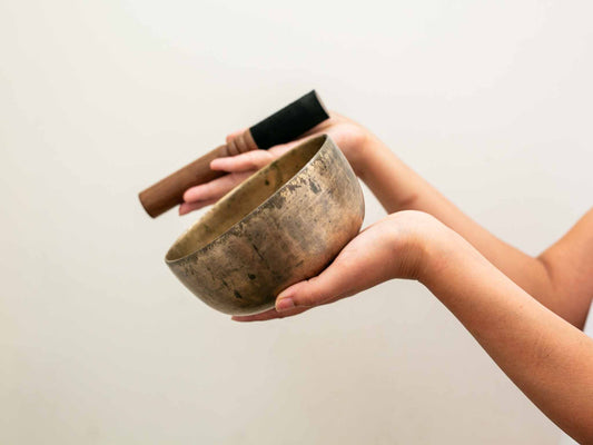 Tara Singing Bowl - Base Note C#4 (271 Hz)