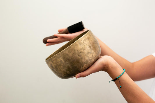 Tara Singing Bowl - Base Note F3 (179 Hz)