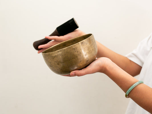 Tara Singing Bowl - Base Note A#3 (228 Hz)