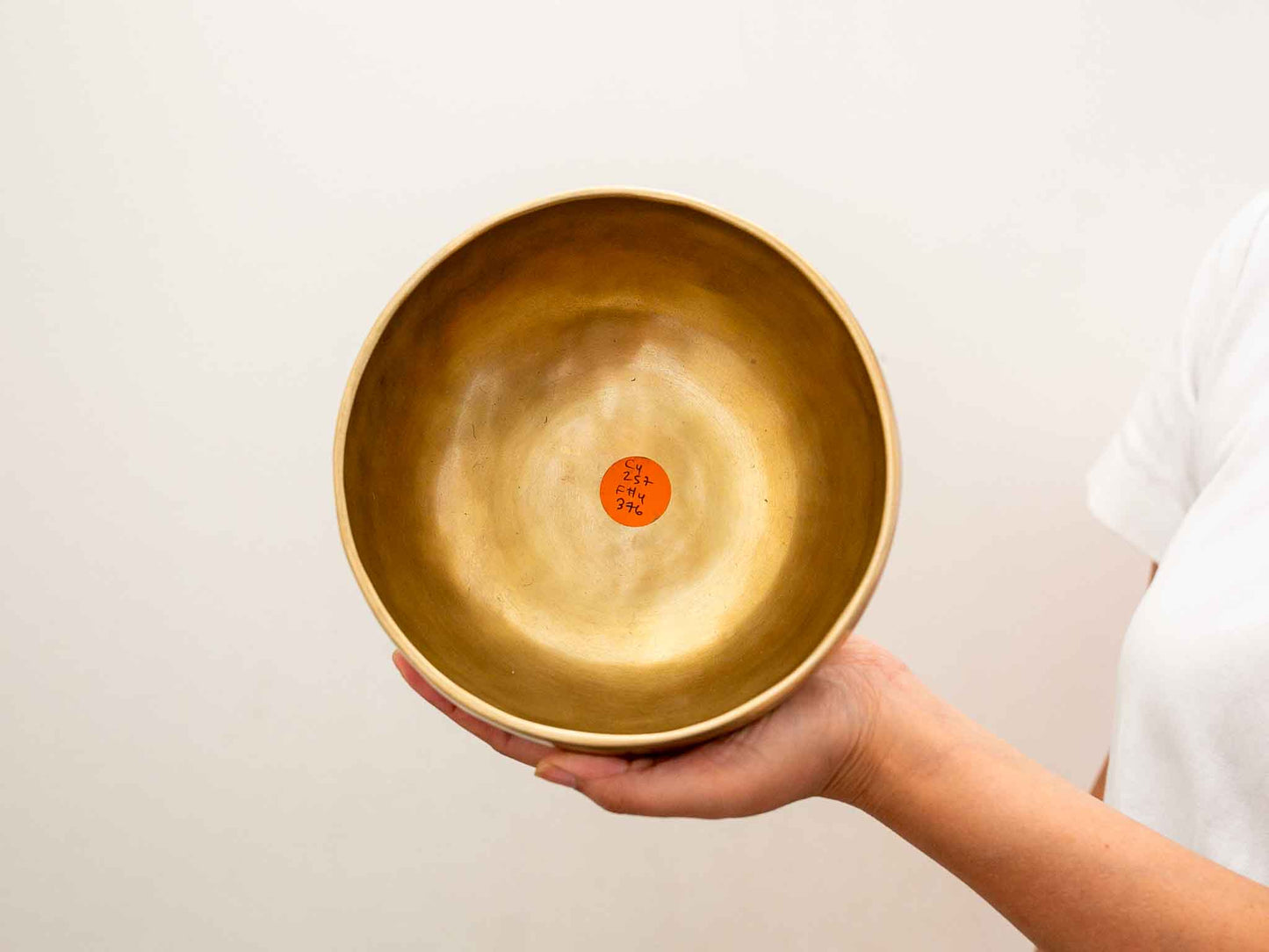 Hand Hammered Singing Bowl - Base Note C4 257