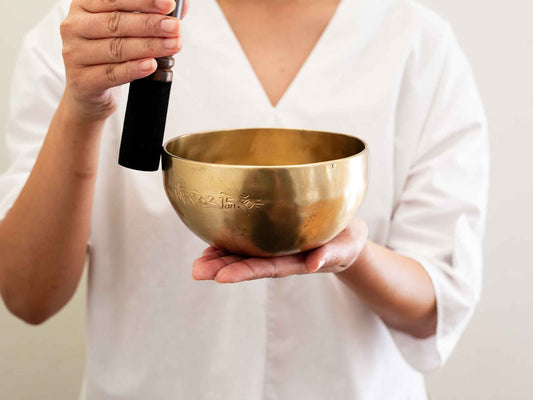 Hand Hammered Moon Singing Bowl - Base Note D4 300