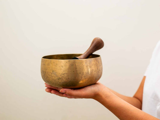 Remuna Singing Bowl - D#3 (158 Hz)