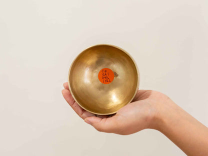 Hand Hammered Moon Singing Bowl - Base Note E5 (661) Hz