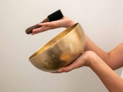 Hand Hammered Moon Singing Bowl - Base Note D#3 156 Hz