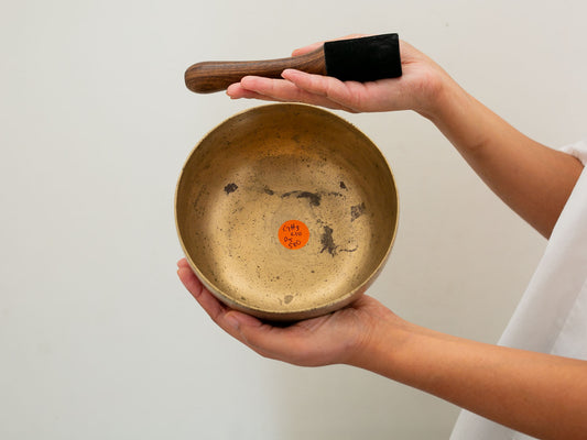 Tara Singing Bowl - Base Note G#3 (210 Hz)