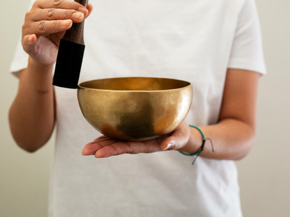 Small Hand Hammered Singing Bowl - Base note D4 (297)