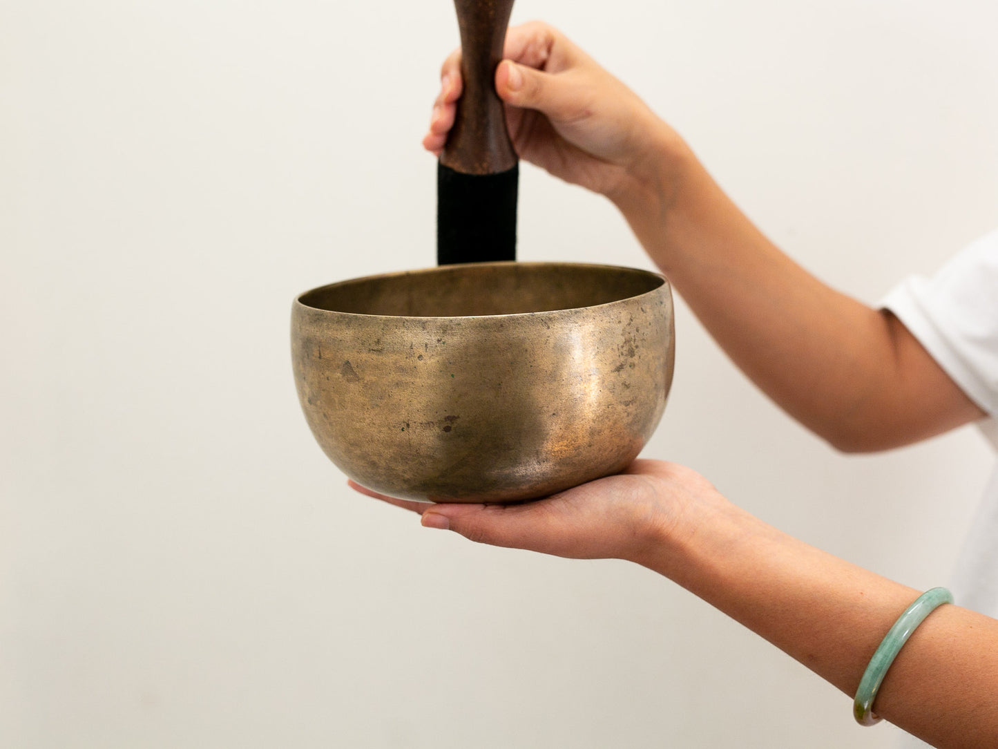 Tara Singing Bowl - Base Note F3 (171 Hz)