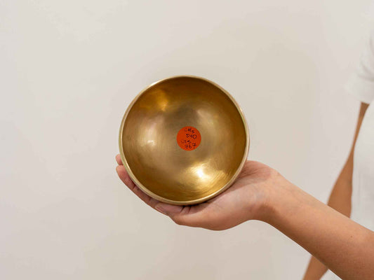 Hand Hammered Moon Singing Bowl - Base Note C#5 (540) Hz