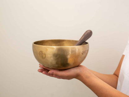 Hand Hammered Moon Singing Bowl - Base Note A2 112 Hz