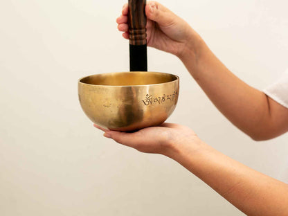 Hand Hammered Moon Singing Bowl - Base Note F4 339