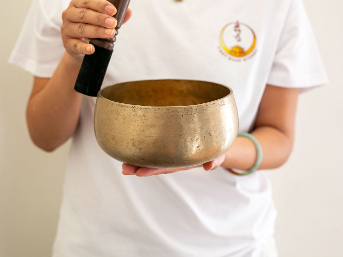 Remuna Singing Bowl - G3 (198 Hz)