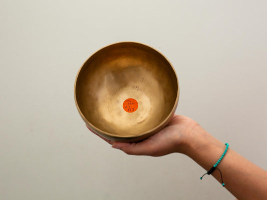 Small Hand Hammered Singing Bowl - Base note D4 (297)