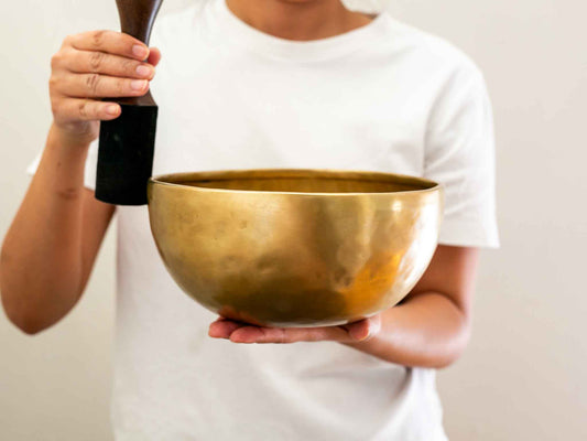 Hand Hammered Singing Bowl - Base Note F3 178