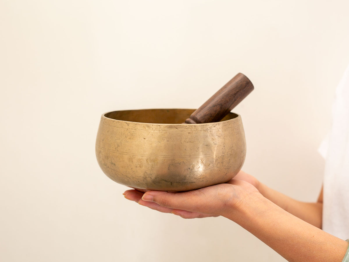 Remuna Singing Bowl - G3 (198 Hz)