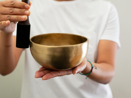 Small Hand Hammered Singing Bowl - Base note F#4 (375)