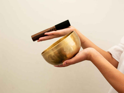 Hand Hammered Moon Singing Bowl - Base Note C4 261