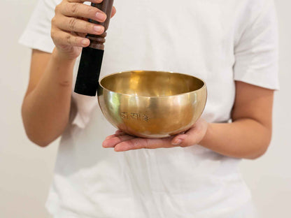 Hand Hammered Moon Singing Bowl - Base Note E4 (321) Hz