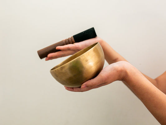 Small Hand Hammered Singing Bowl - Base note F#4 (368)