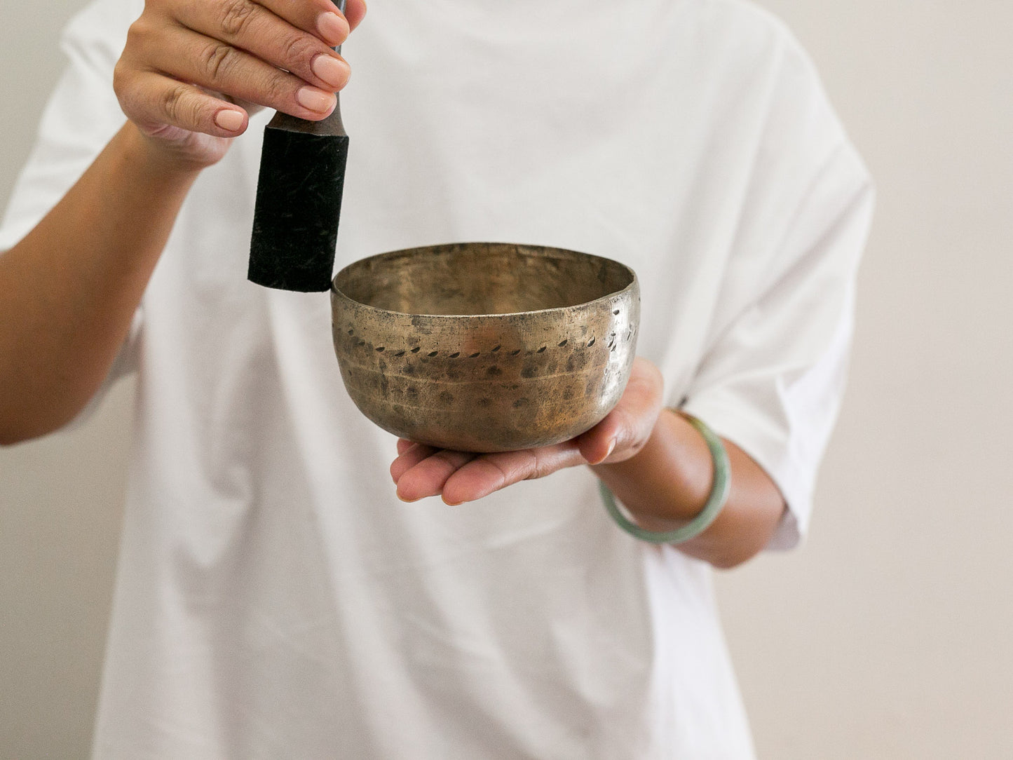 Small Tara Singing Bowl - Base Note D#4 (312)