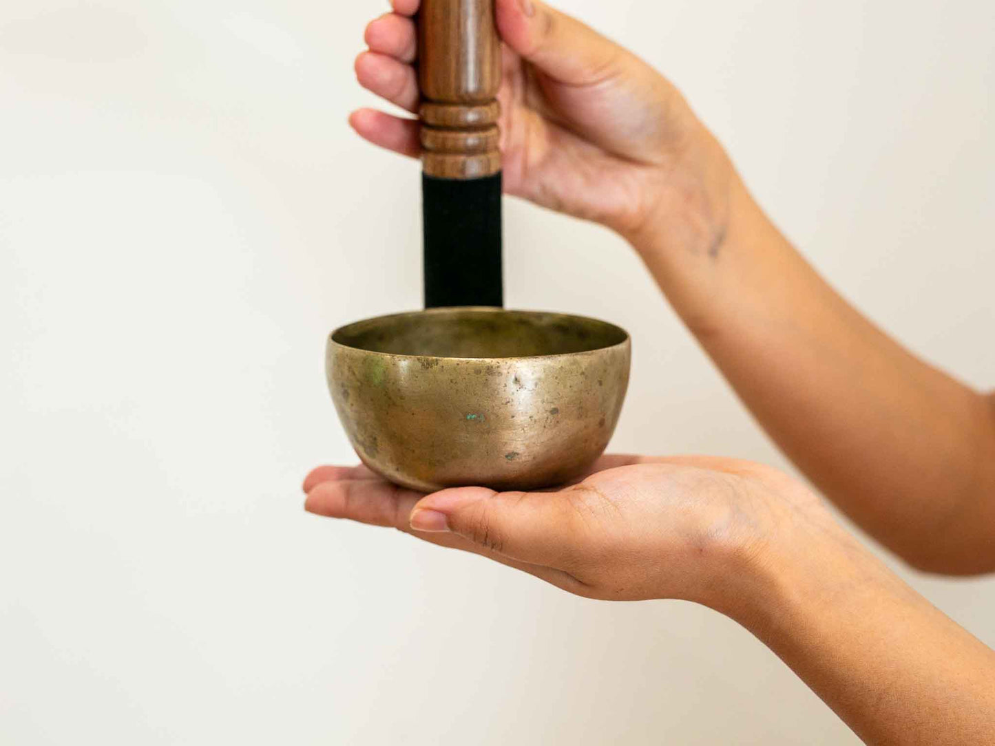 Small Tara Singing Bowl - Base Note C5 (264)