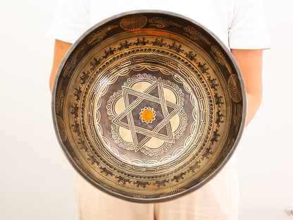 Yantra Singing Bowl (G2 97 Hz)