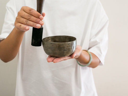 Small Tara Singing Bowl - Base Note G4 (390)