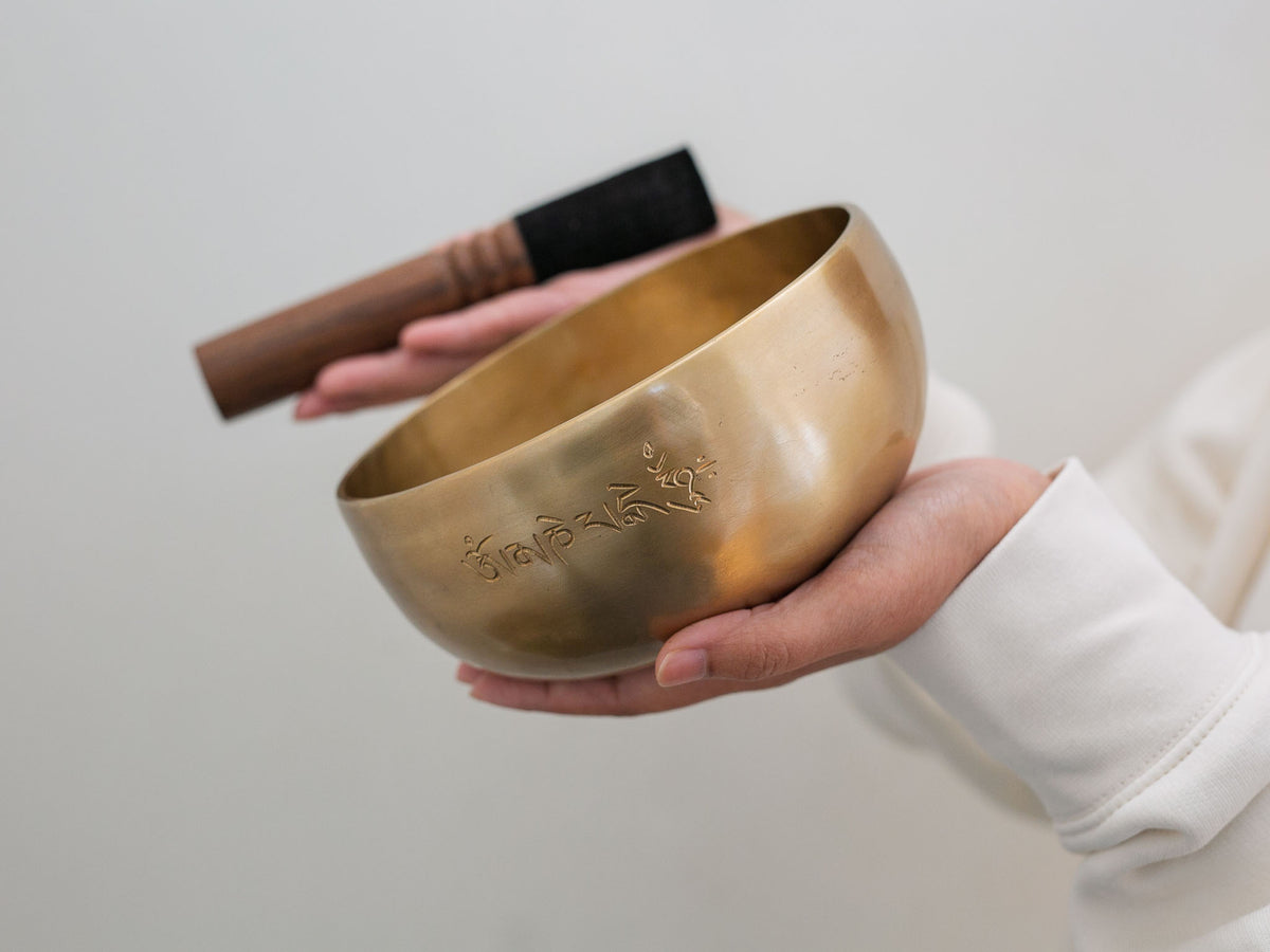 Hand Hammered Moon Singing Bowl - Base Note D#3 157 Hz