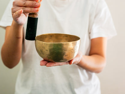 Small Tara Singing Bowl - Base Note D#4 (305)