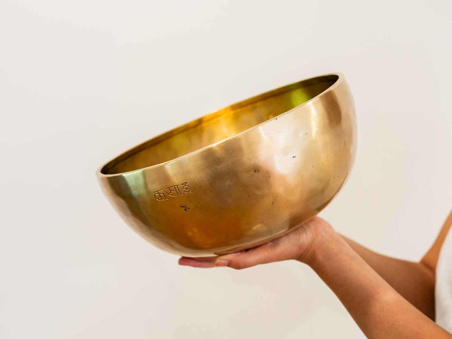 Hand Hammered Moon Singing Bowl - Base Note A#2 (118) Hz