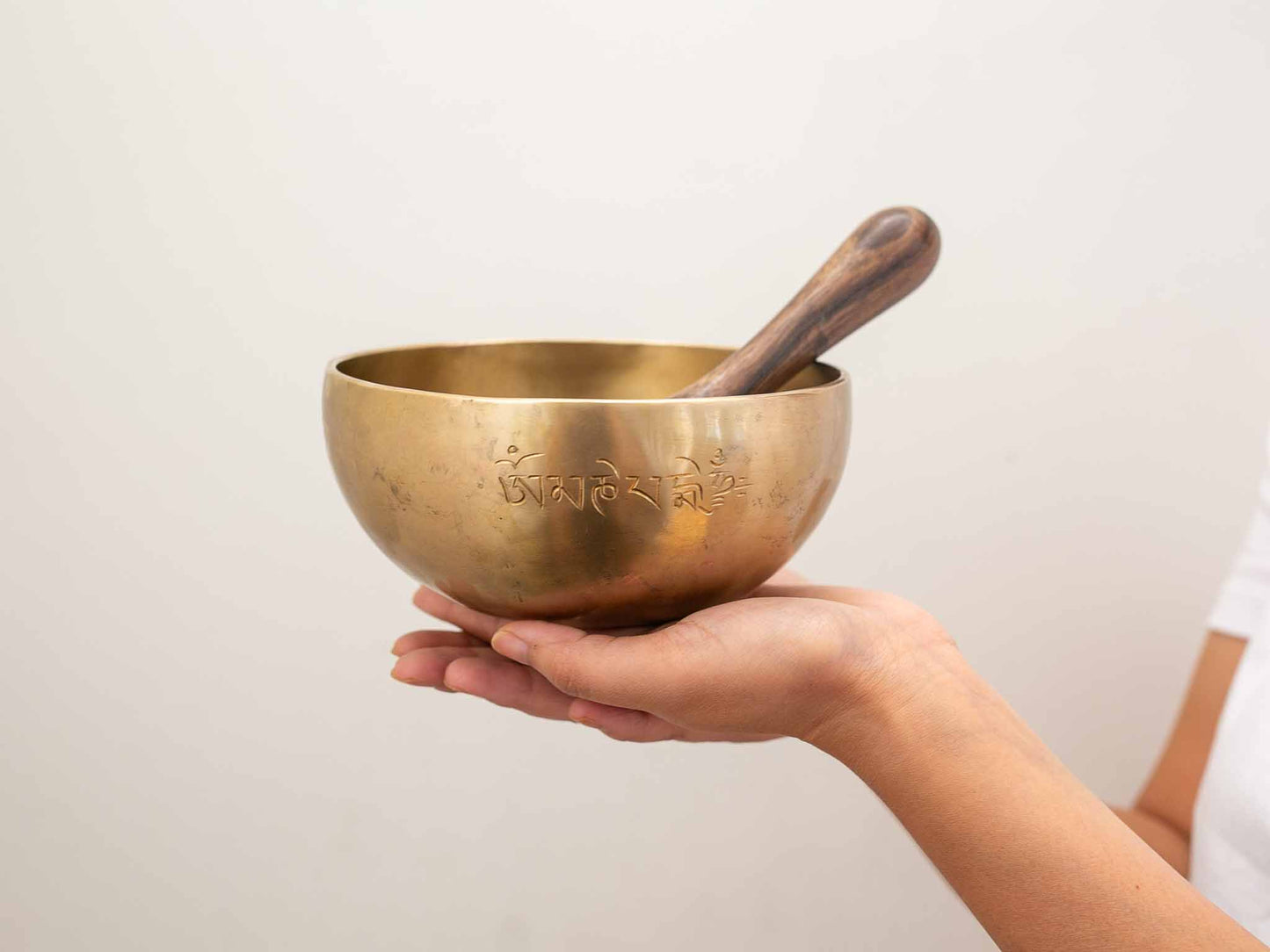 Hand Hammered Moon Singing Bowl - Base Note D#4 310 Hz