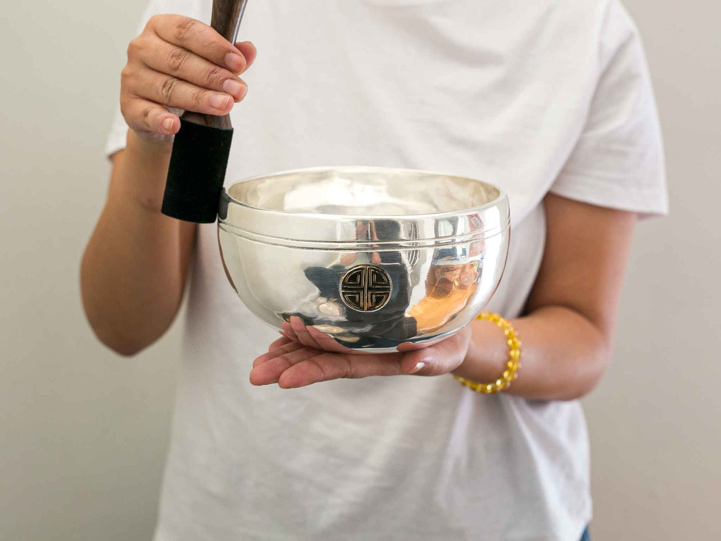 Silver Moon Singing Bowl - Base Note C#4 (281 Hz)