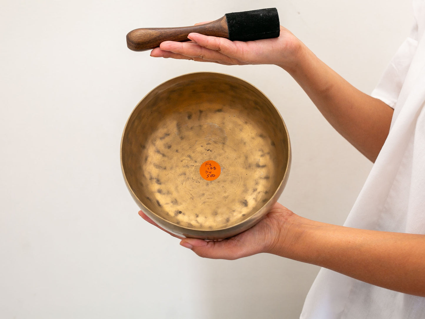Tara Singing Bowl - Base Note F3 (178 Hz)