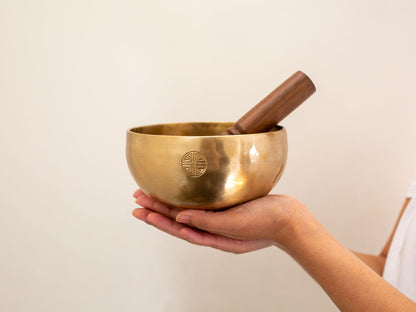 Hand Hammered Moon Singing Bowl - Base Note F4 345 Hz