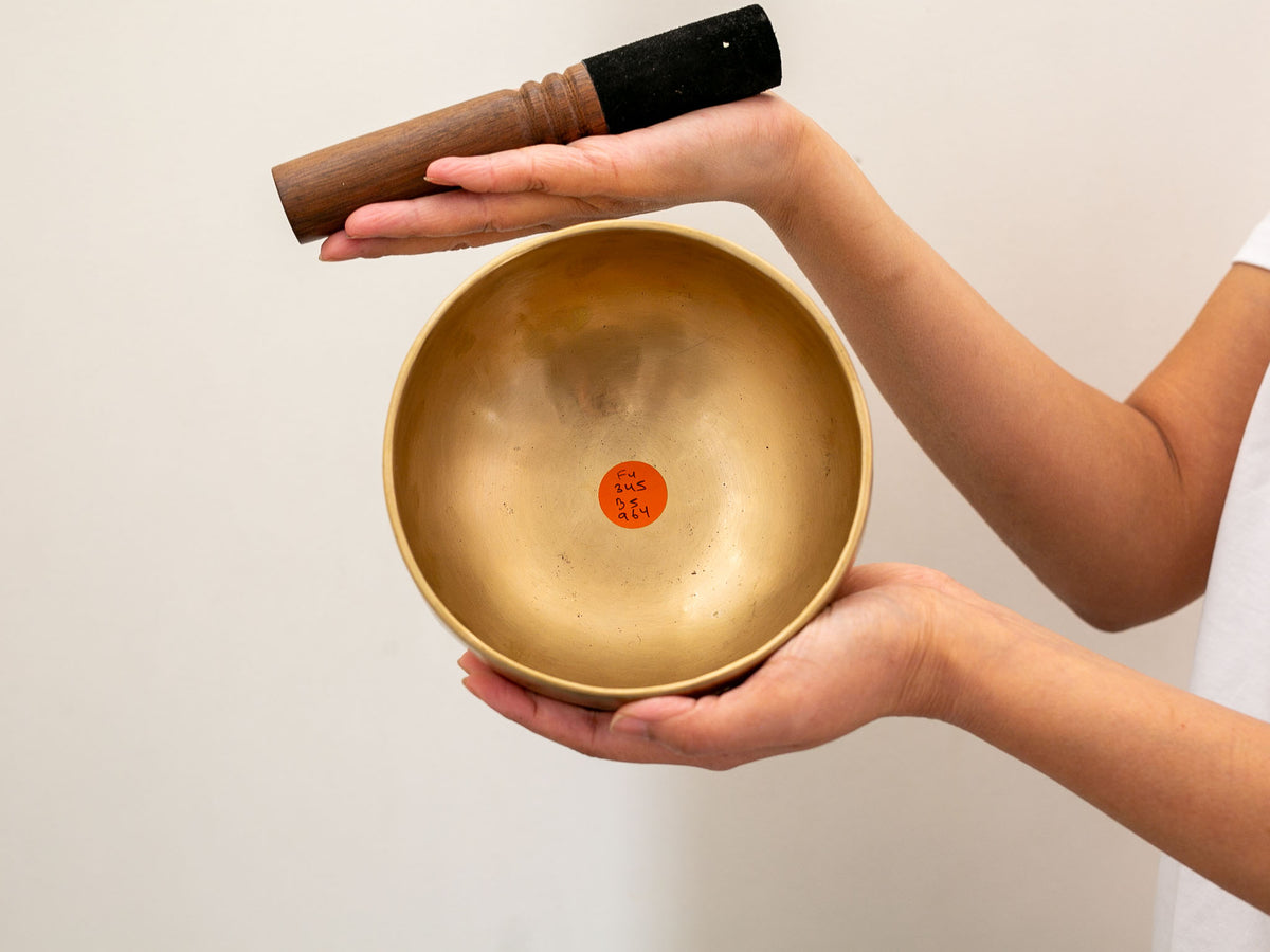 Hand Hammered Moon Singing Bowl - Base Note F4 345 Hz