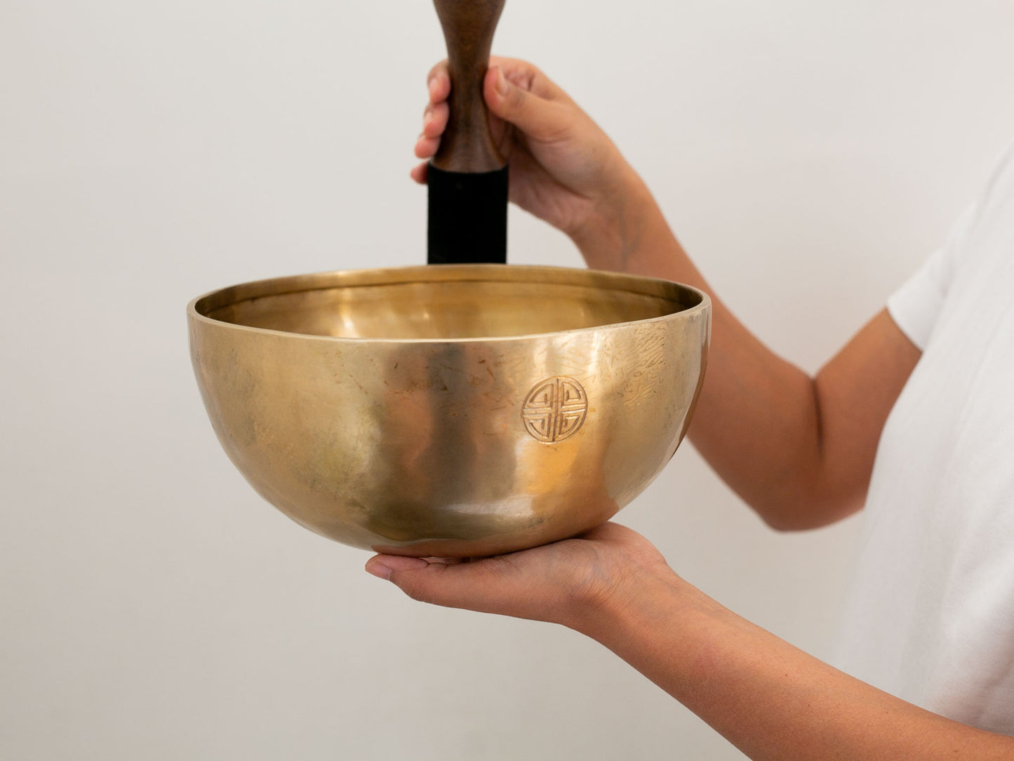 Hand Hammered Moon Singing Bowl - Base Note C#3 (135) Hz