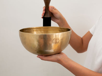 Hand Hammered Moon Singing Bowl - Base Note C#3 (135) Hz
