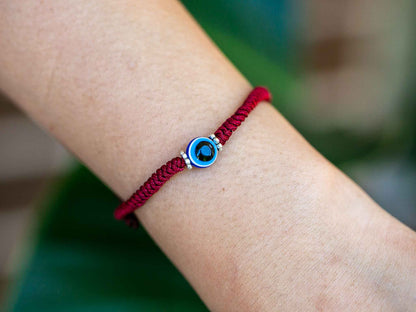 Minimal Evil Eye Bracelet (3 colour choices)