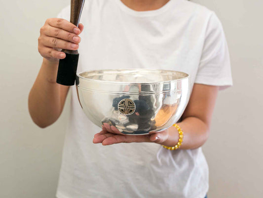 Silver Moon Singing Bowl - Base Note G#3 (211 Hz)