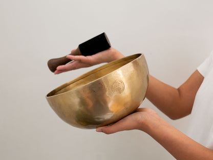 Hand Hammered Moon Singing Bowl - Base Note C#3 (135) Hz