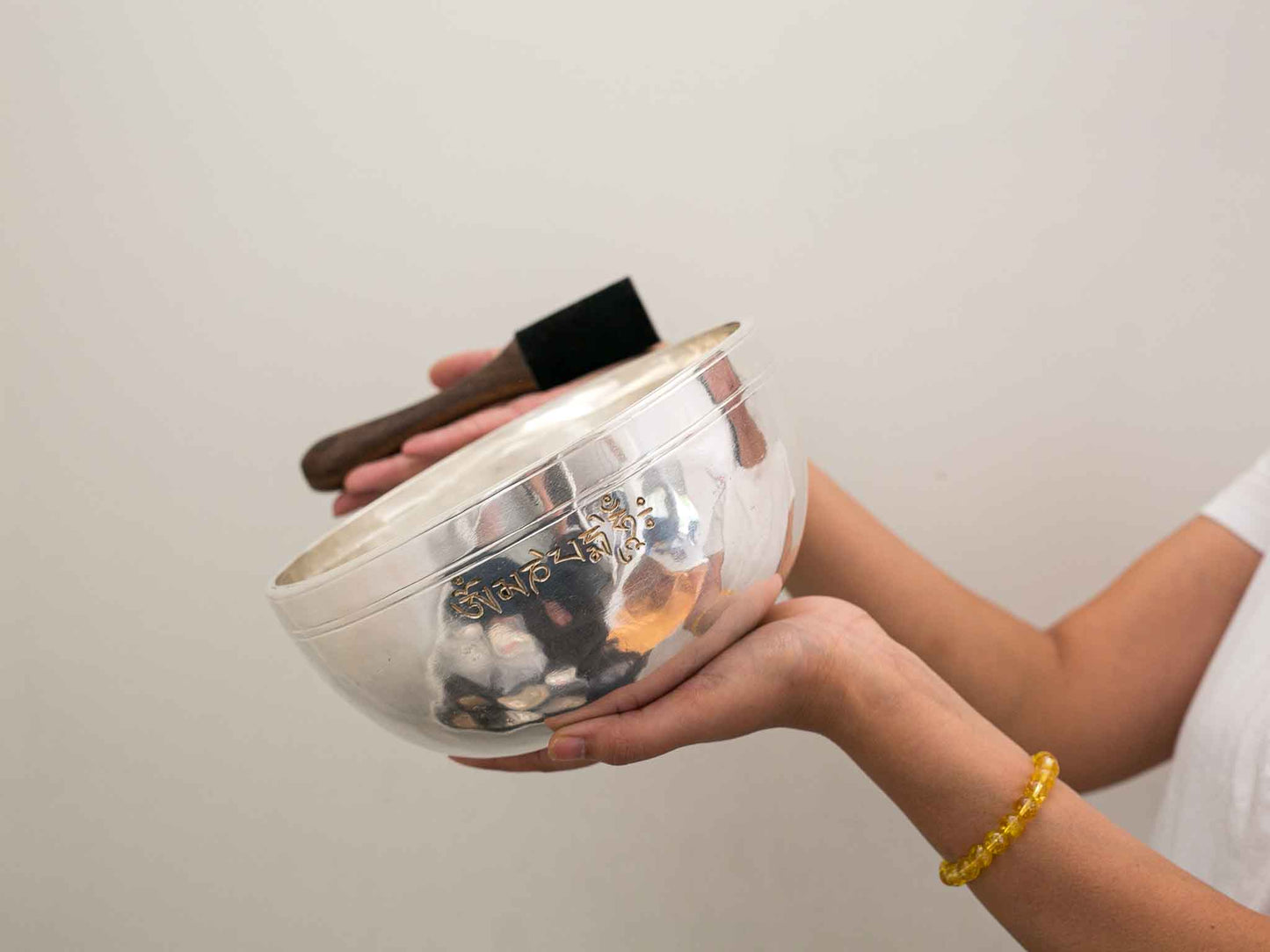 Silver Moon Singing Bowl - Base Note G#3 (211 Hz)