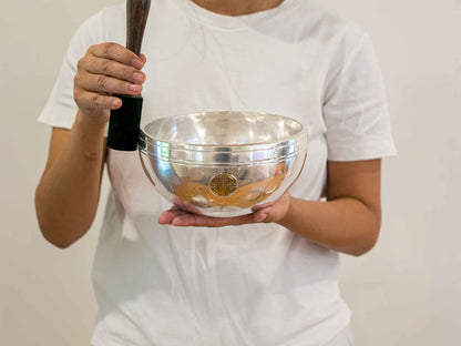 Silver Moon Singing Bowl - Base Note C#4 (282 Hz)