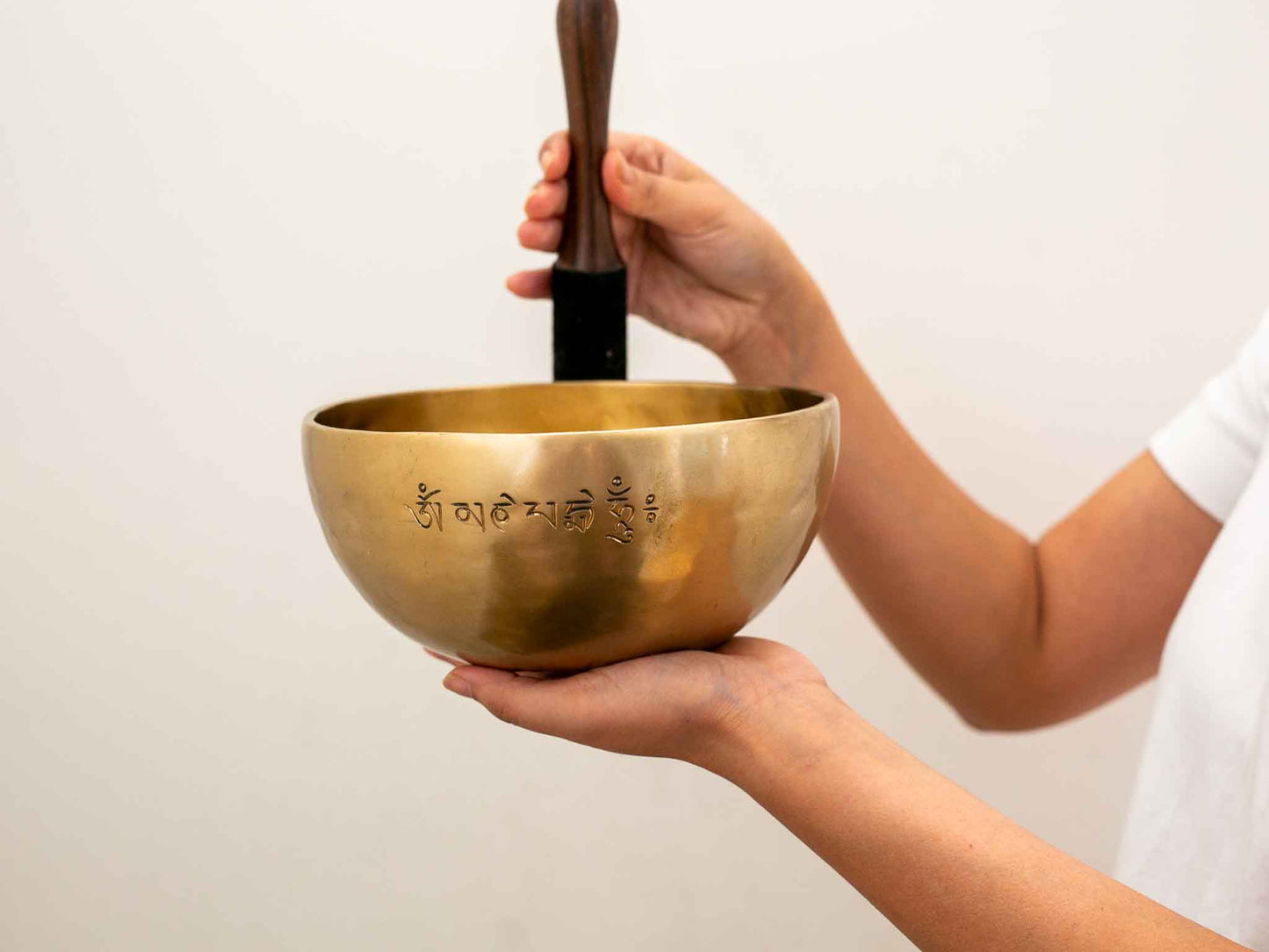 Hand Hammered Moon Singing Bowl - Base Note A3 234 Hz