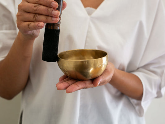 Hand Hammered Moon Singing Bowl - Base Note E5 (660) Hz