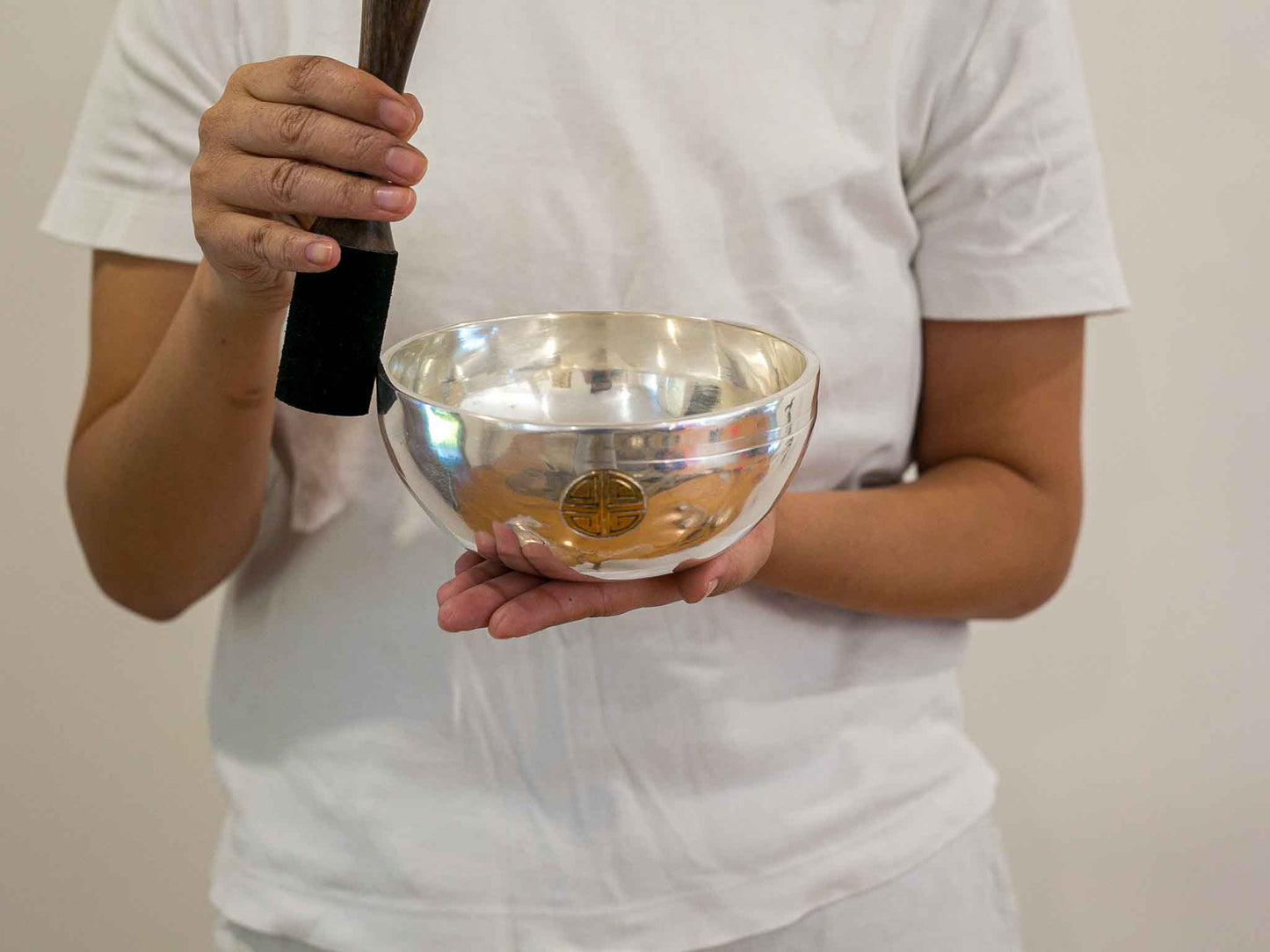 Silver Moon Singing Bowl - Base Note E4 (336Hz)
