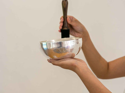 Silver Moon Singing Bowl - Base Note E4 (336Hz)