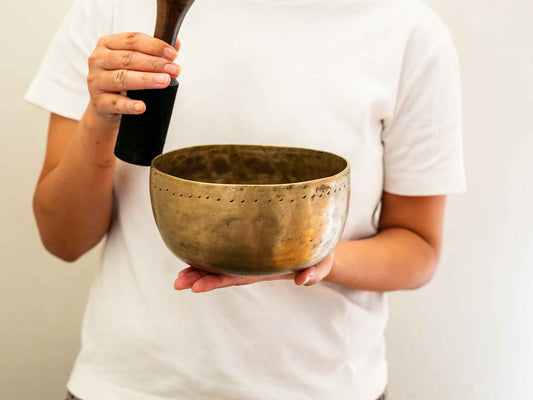 Tara Singing Bowl - Base Note E3 (162 Hz)