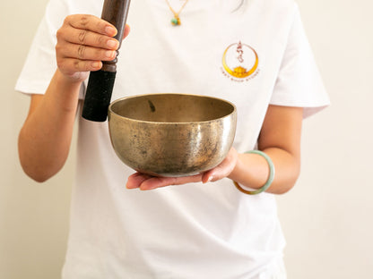 Tara Singing Bowl (thick rim) - Base Note C4 (260 Hz)
